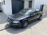 Volkswagen Passat 4.0 W8 tiptronic 4motion W8 - Volkswagen Passat: W8