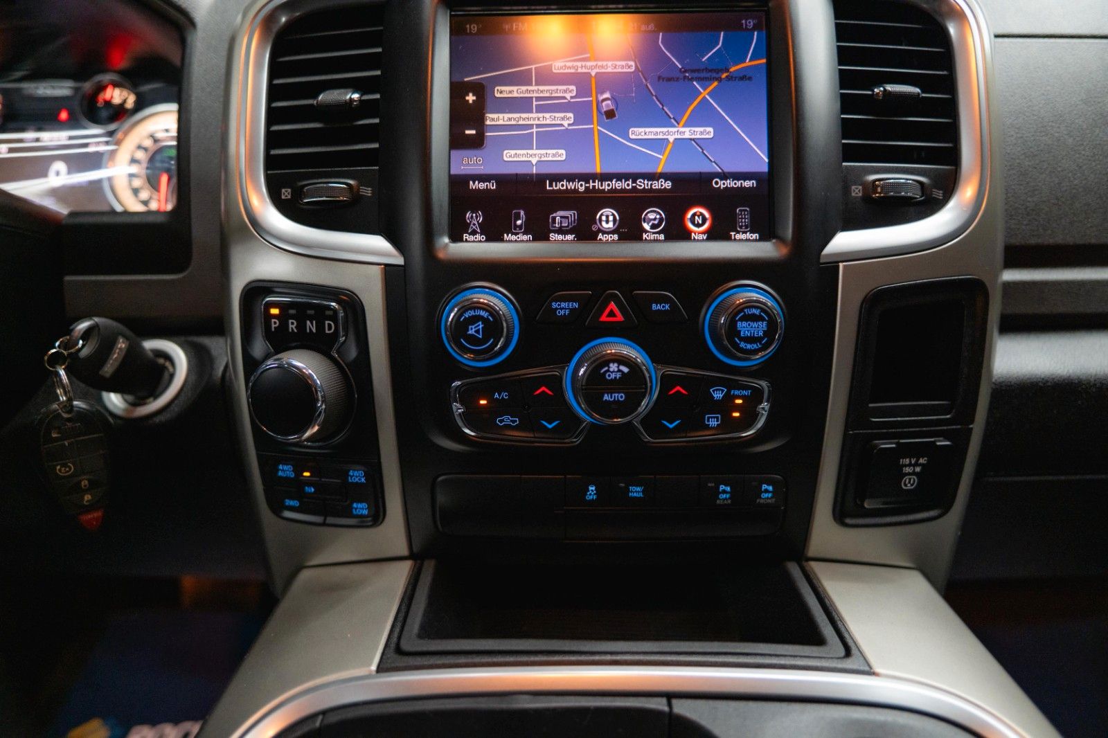 Fahrzeugabbildung Dodge RAM 5.7 V8 HEMI 4x4 OFFROAD RAPTOR LONGBED 19%
