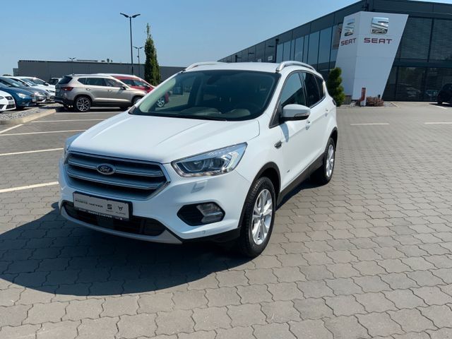 Ford Kuga Titanium 2.0 TDCi 4x4 6-Gang+Navi+Sitzhzg