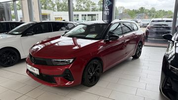 Fotografie 2 des Opel Astra Sports Tourer 1.2 Turbo Hybrid 48 V GS