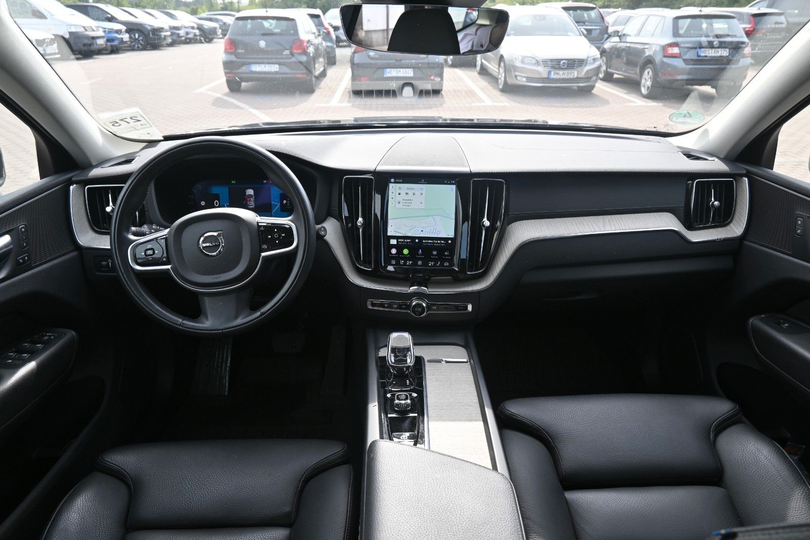 Fahrzeugabbildung Volvo XC60 B5 B Inscription AWD*PDC*AHK*FSHZG*
