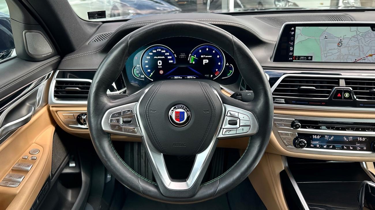 Car Image 28