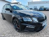 Skoda Octavia RS 2.0 TDI DSG 4x4 ACC AHK eHECK PANO - Skoda Octavia: Schwarz, RS