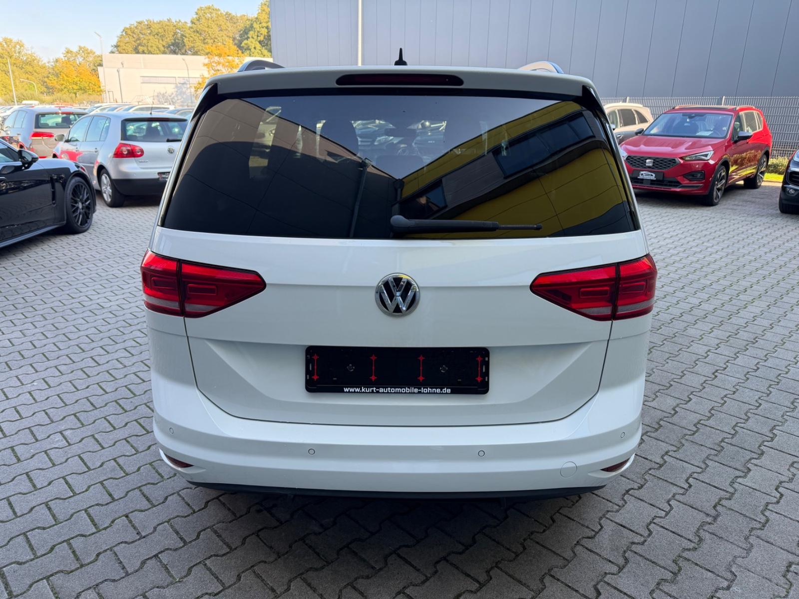 Volkswagen Touran Trendline/TEMPOMAT/SHZ/7 SITZER/AUTOMATIK