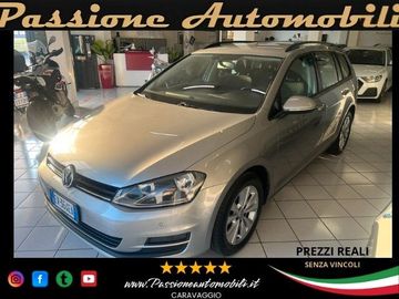 Volkswagen Golf - 1