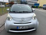 Toyota IQ + 1,0-l-VVT-i Multidrive + - Toyota IQ: Multidrive
