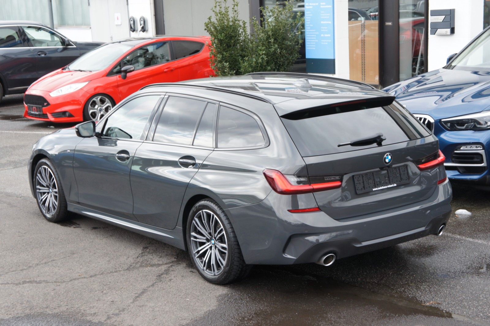 BMW 320d xDrive M Sport*ACC*LIVE*KAM*STANDHZG*LASER* foto 4