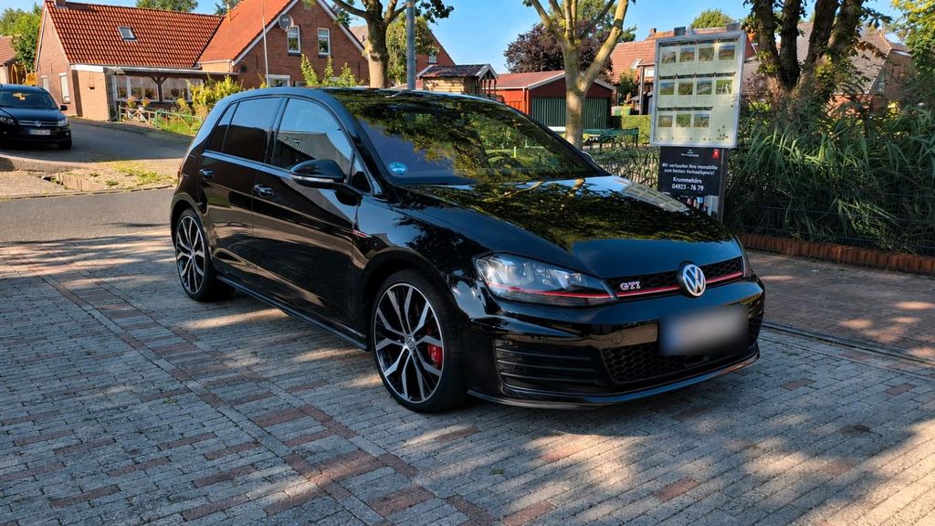 Image of Volkswagen Golf