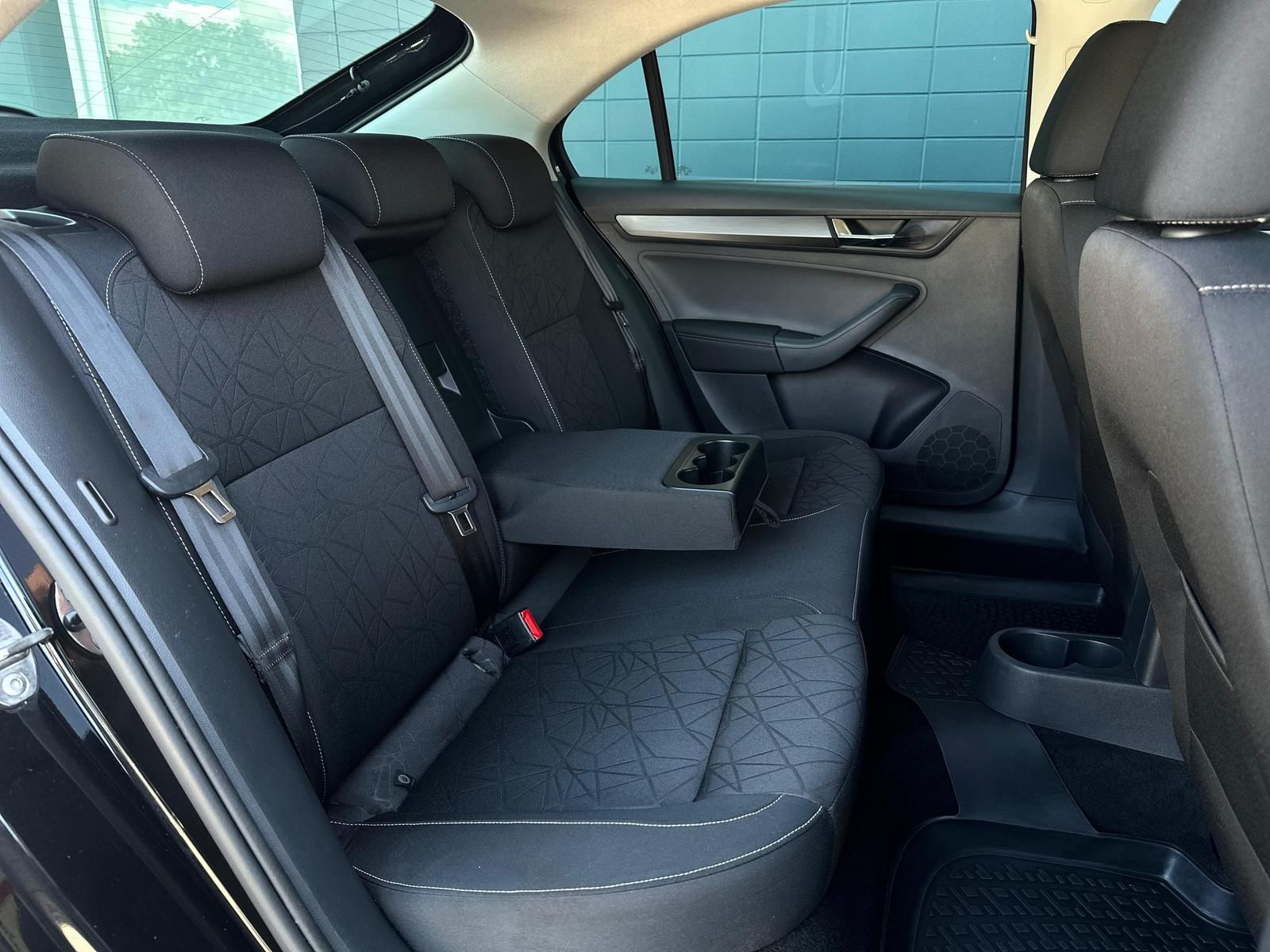 SKODA Rapid 1.0TSI CLEVER* BIXEN#TEMPO#PDC#KLIMA#SHZ - Image 16