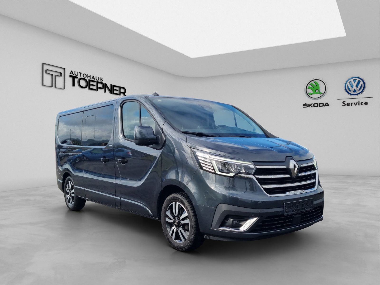 Fahrzeugabbildung Renault Trafic Combi L2H1 Grand SpaceClass 2,0 dCi autom