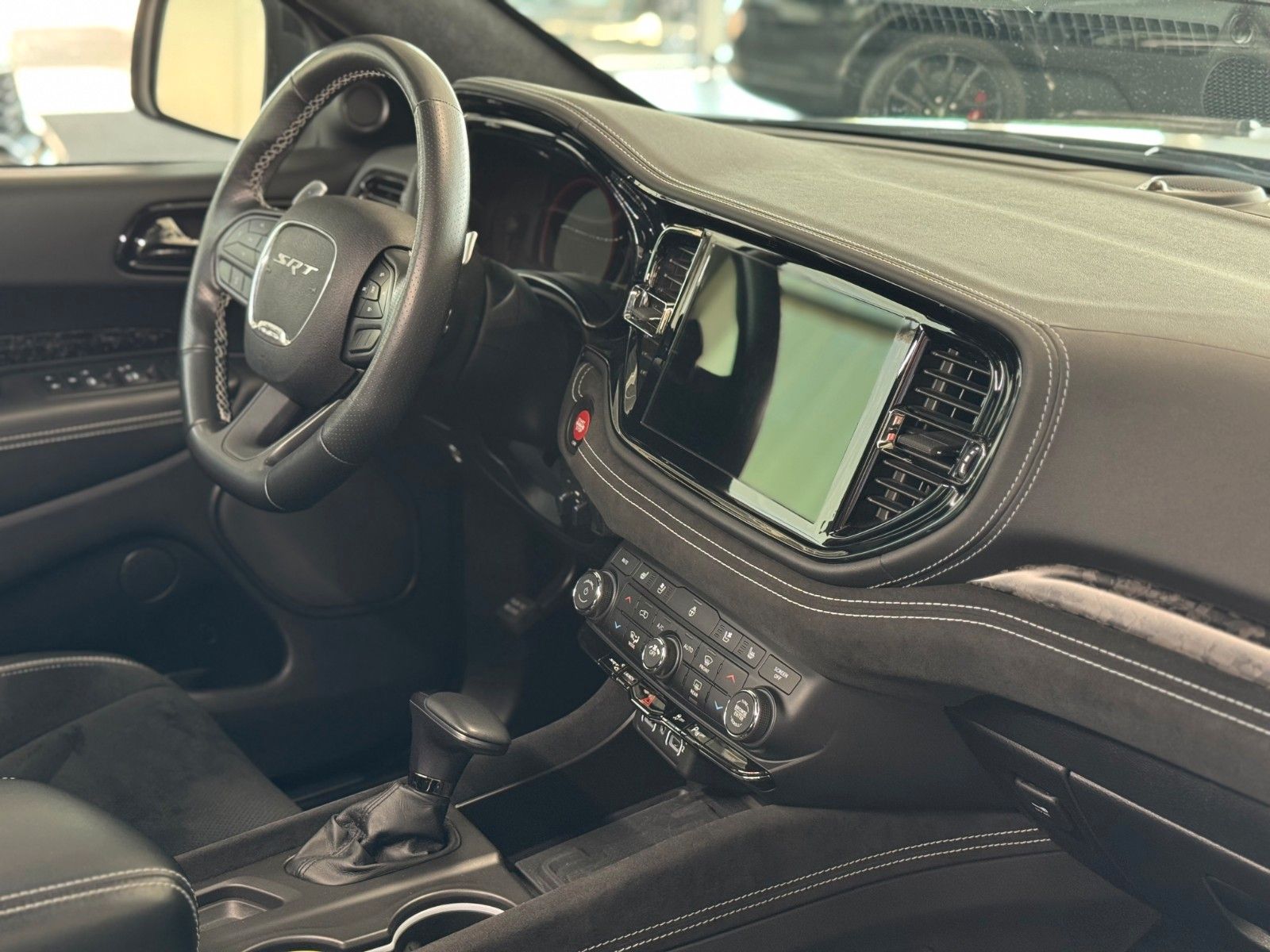 Fahrzeugabbildung Dodge Durango SRT Hellcat 6,2l Black Premium NAP-AGA