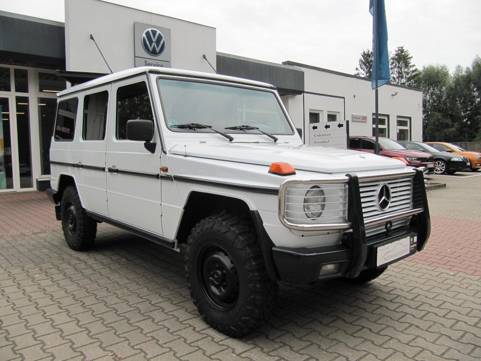 Mercedes-Benz G 300 D  AUTOMATIK KLIMA SCHIEBEDACH