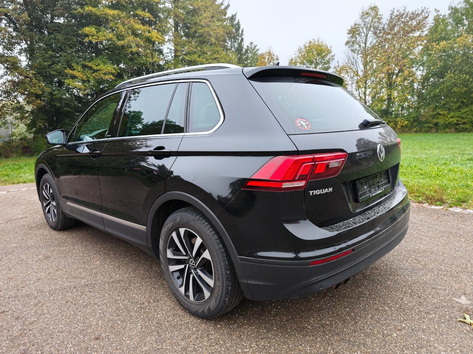 Volkswagen Tiguan United Comfortline HUD ACC AHK