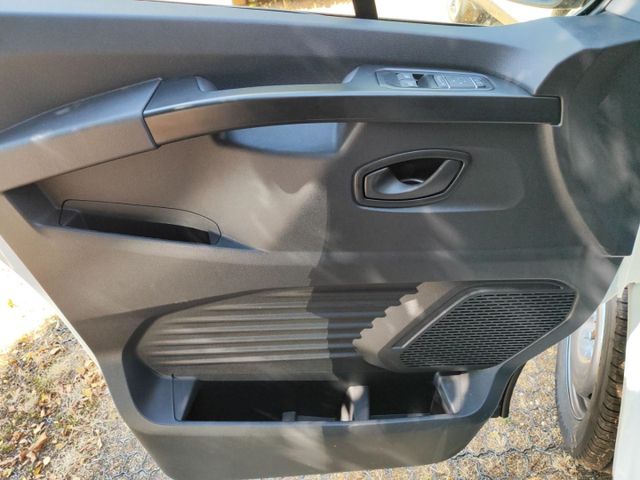 NISSAN Primastar (Bild 16 von Array)