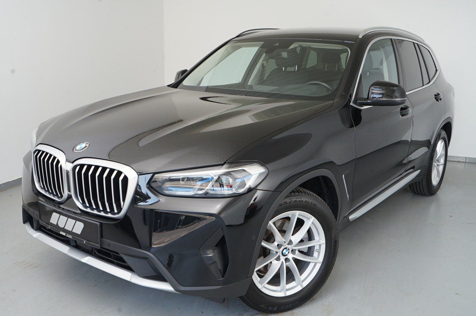 BMW X3 xDrive 20d (Navi AHK HUD ACC WLAN ) foto 2