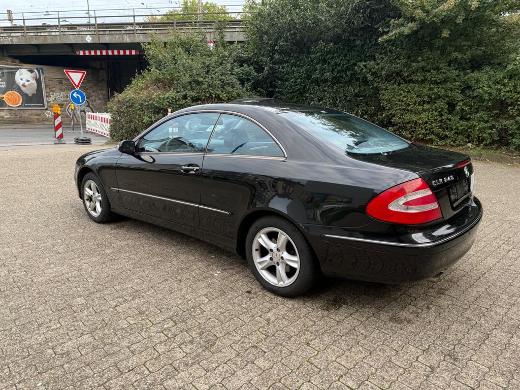 Mercedes-Benz CLK 240