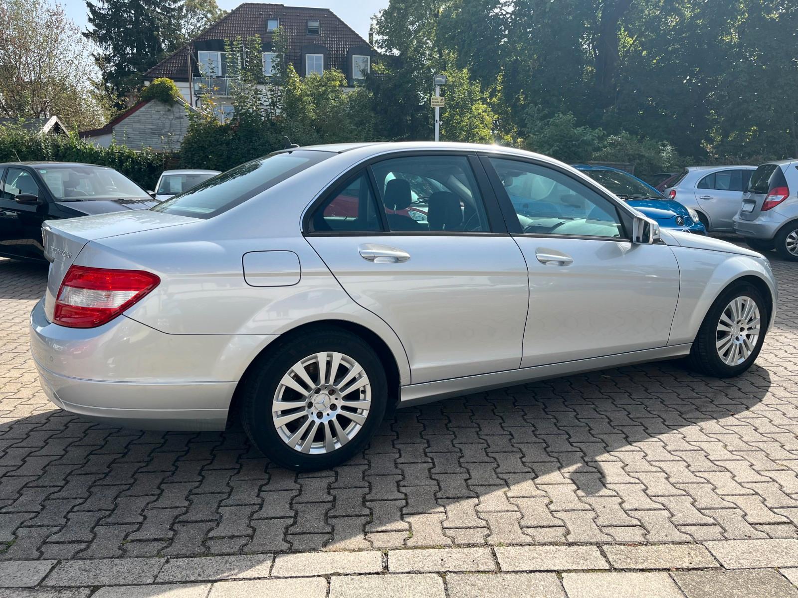 Mercedes-Benz C 200 Kompressor 2.Hd Scheckhef. Navi/Kli-Tronic