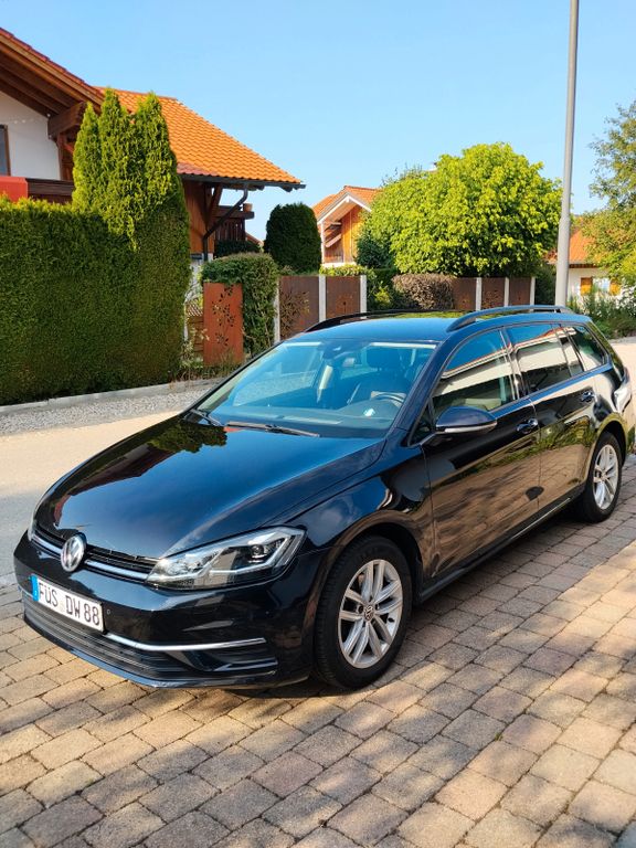 Image of Volkswagen Golf