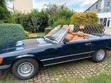 Mercedes-Benz SL 380 - blaue Mercedes-Benz SL 380