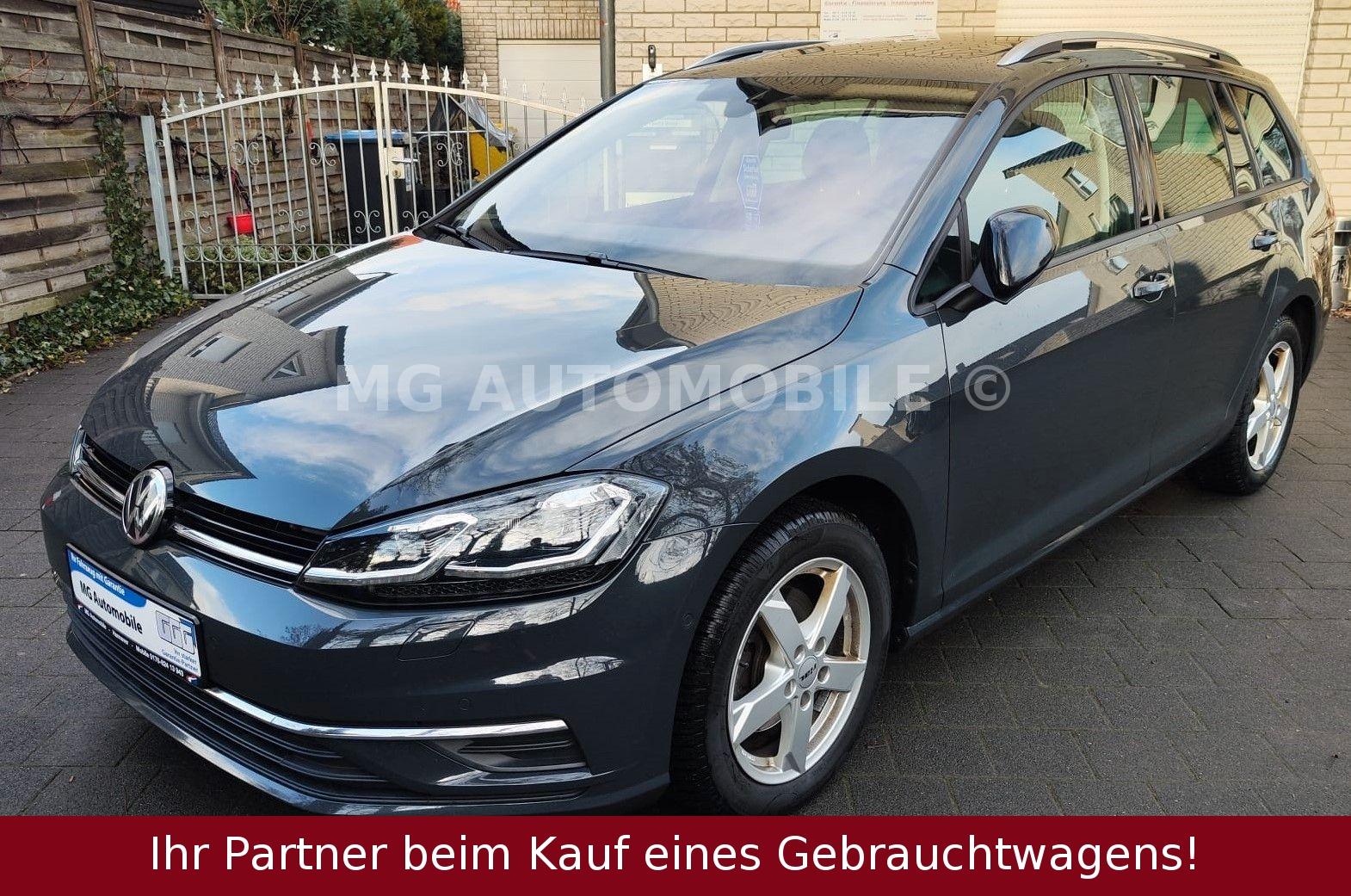 Volkswagen Golf VII 2.0 TDI Kombi IQ.DRIVE Panoramadach AHK