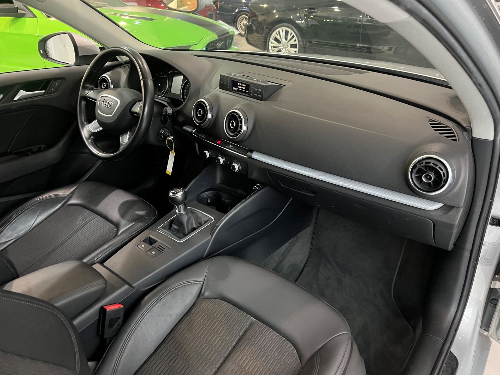 Fahrzeugabbildung Audi A3 ambiente 1.4  *LEDER*TEMPOMAT*