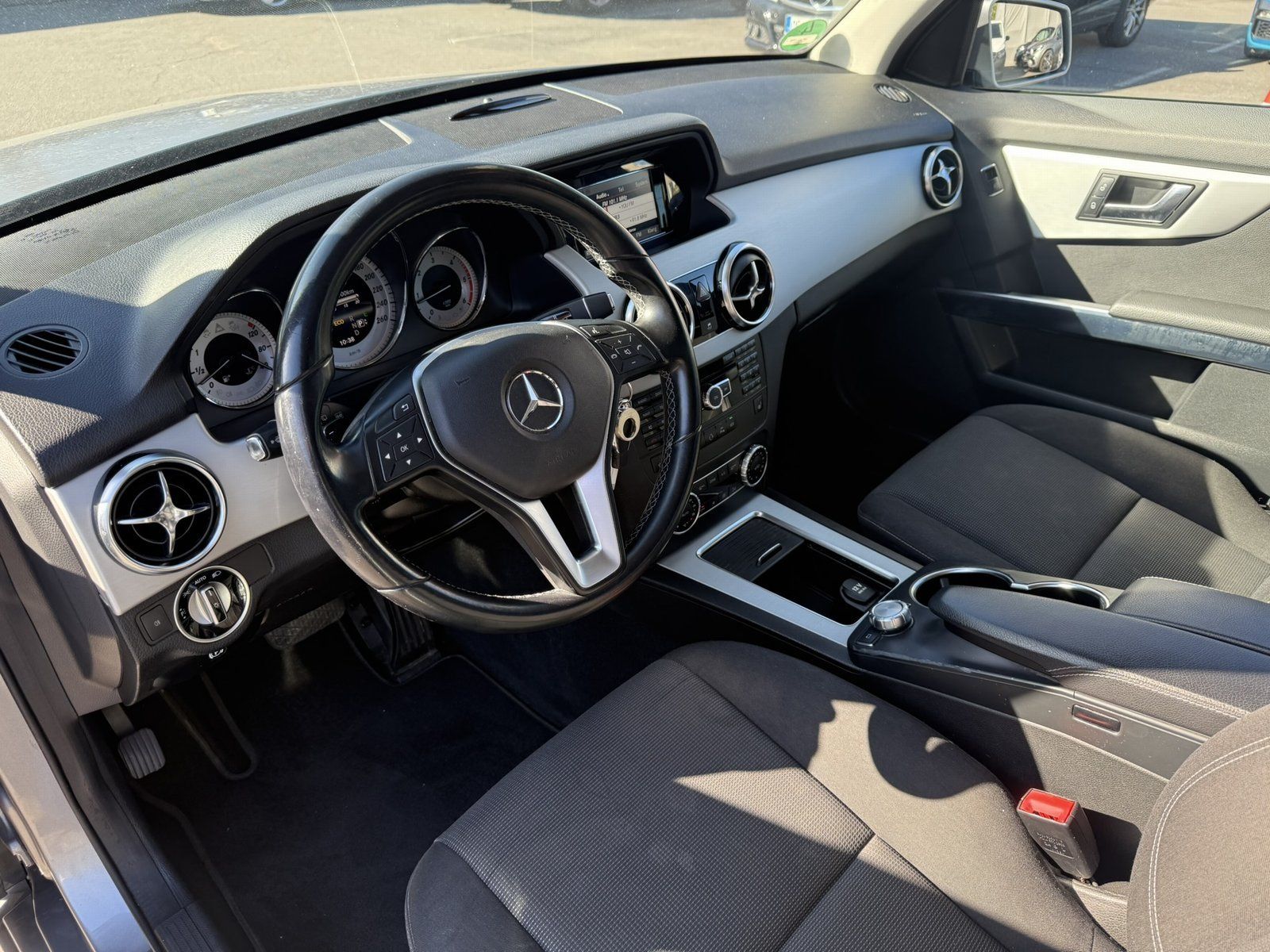 Fahrzeugabbildung Mercedes-Benz GLK 220 CDI BlueEffi 4Matic DPF