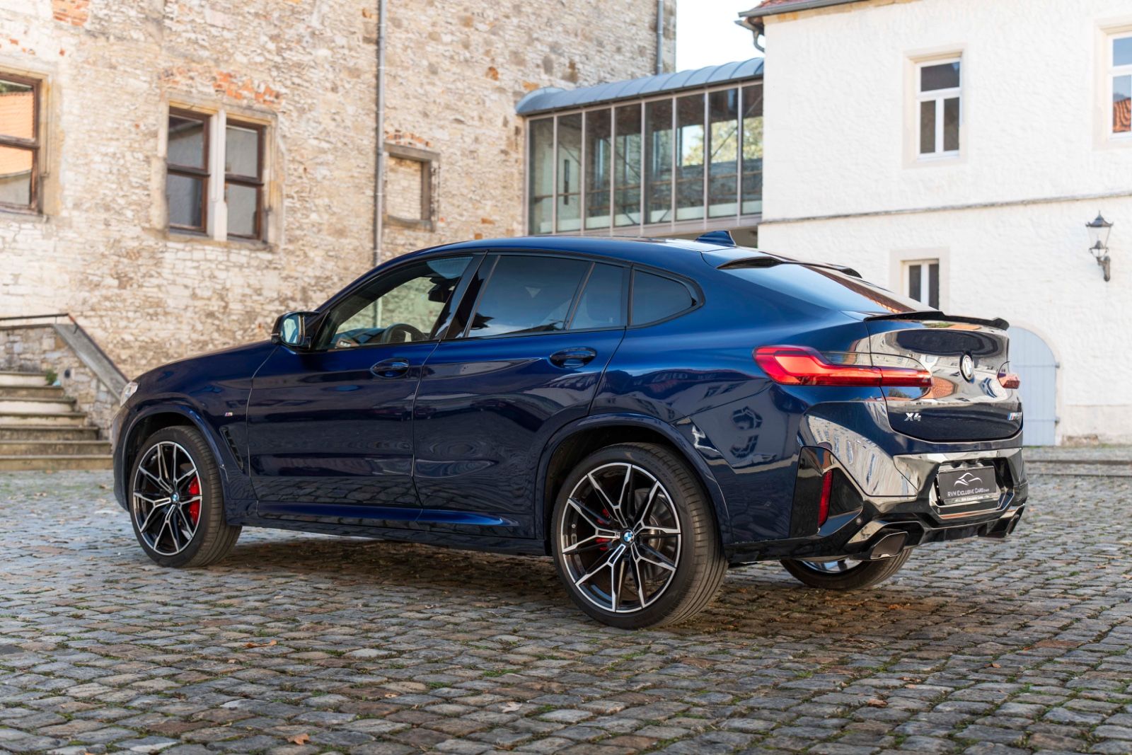 Fahrzeugabbildung BMW X4 M40i M-SPORT HUD H&K 360° CARPLAY LED
