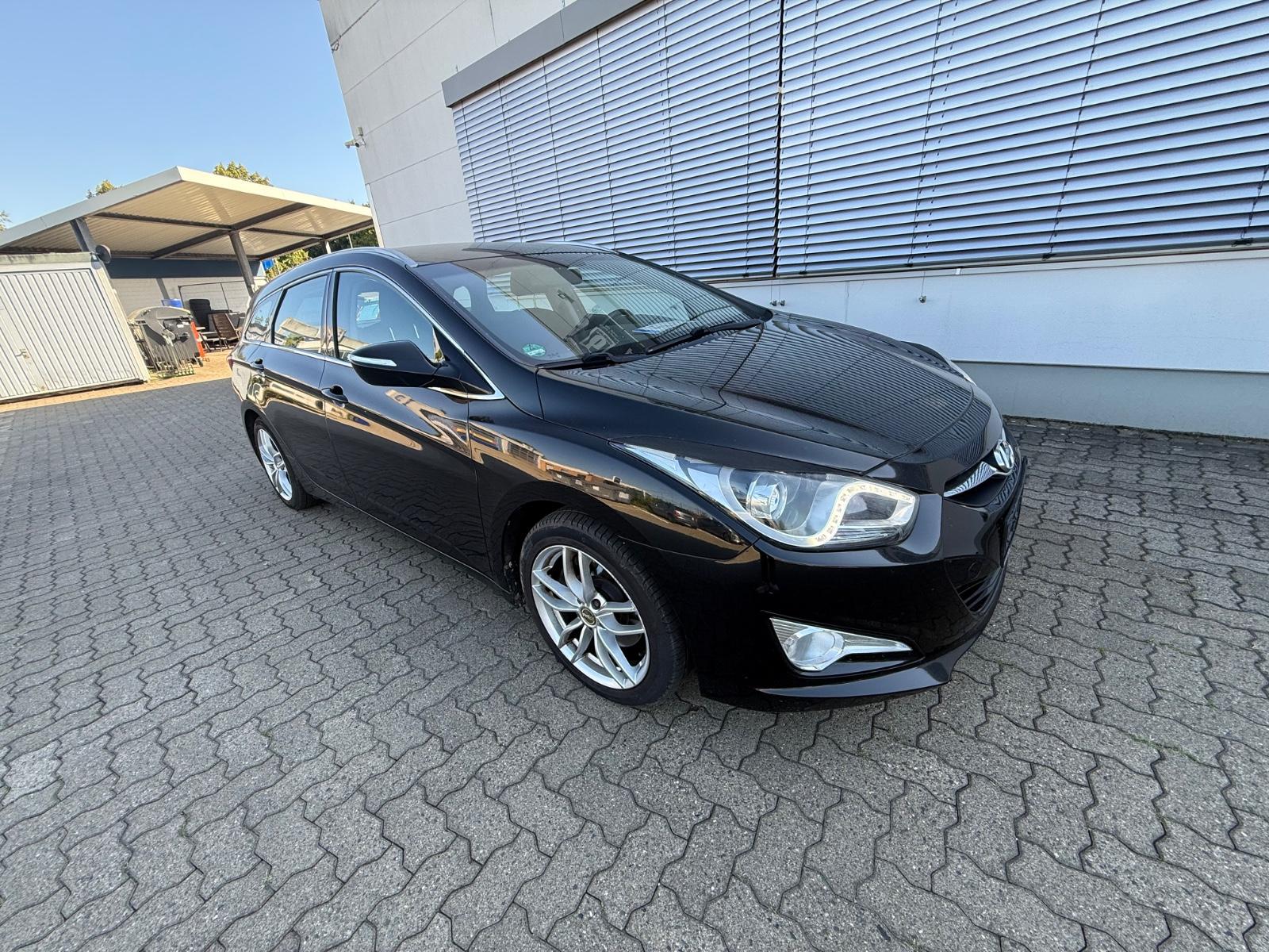 Hyundai i40 cw 1.6 GDI TECHNISCH & OPTISCH TOP ZUSTAND