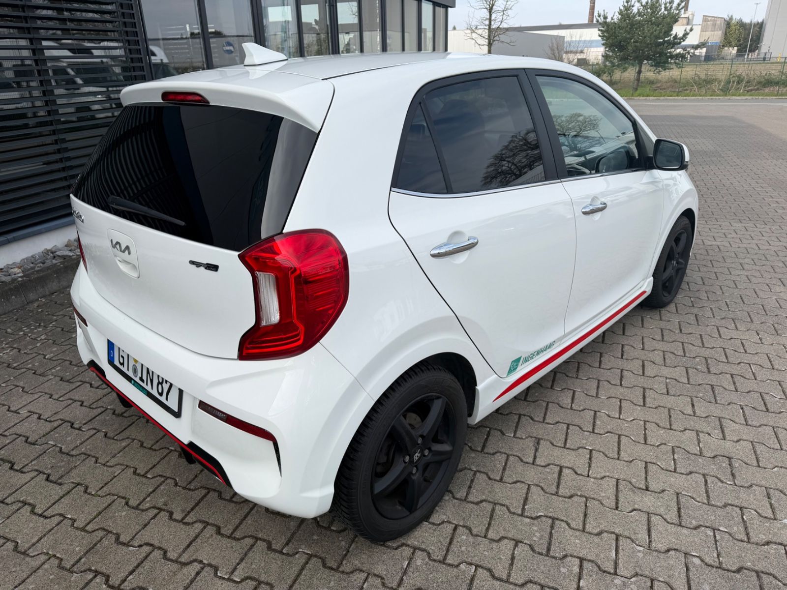 Fahrzeugabbildung Kia Picanto GT-Line / Automatic / Navi / Garantie