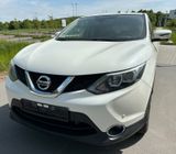 Nissan Qashqai N-Connecta - Nissan Qashqai: Connect
