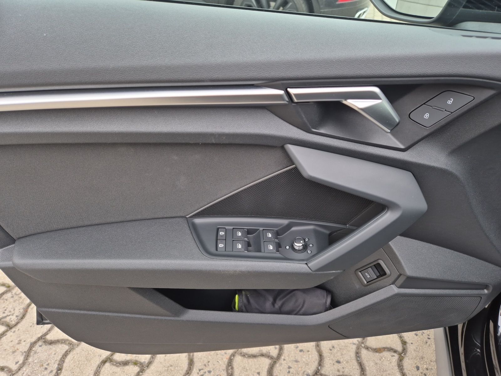 Fahrzeugabbildung Audi A3 Sportback 35 TFSI S line S-tronic LED ACC AVC