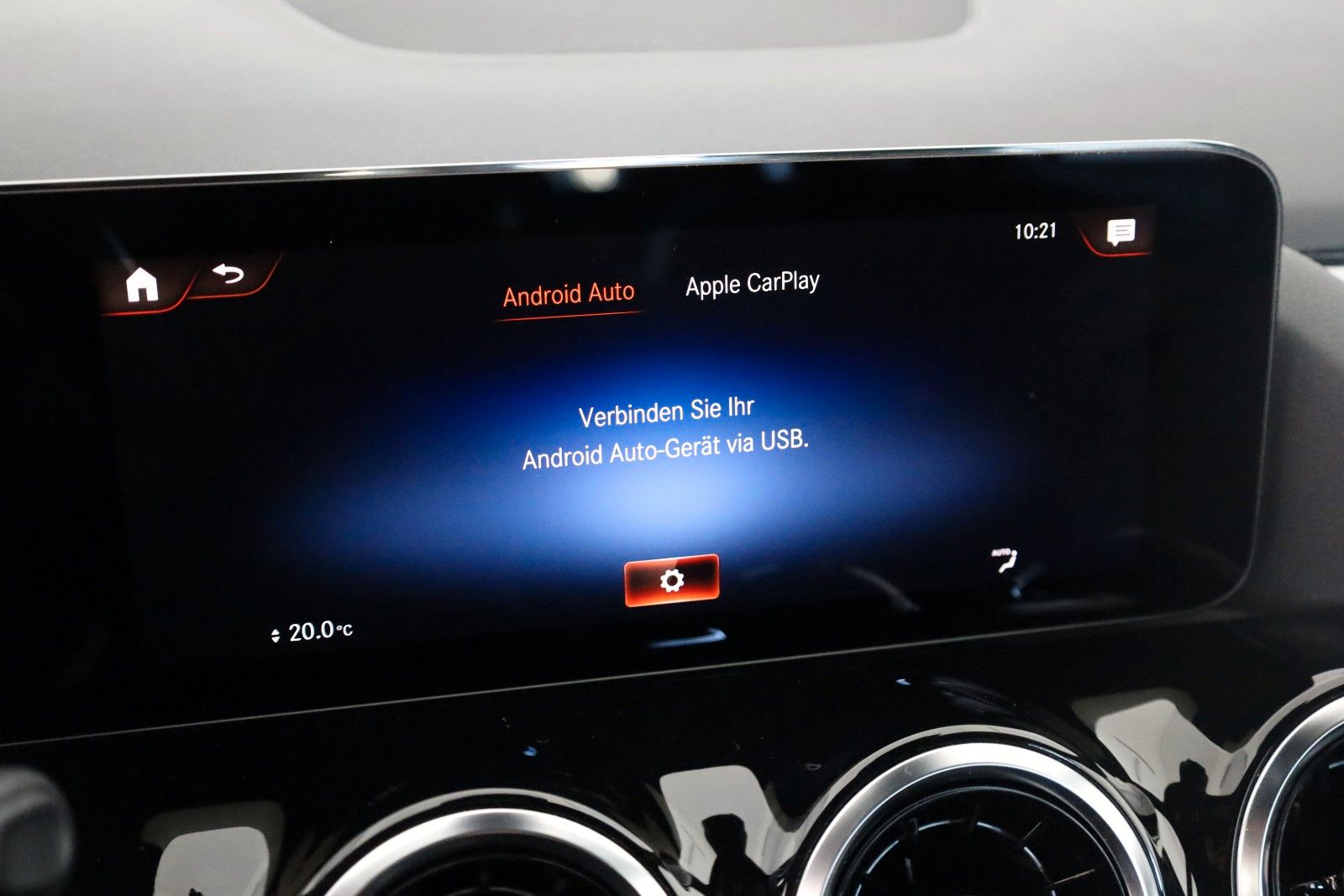 Fahrzeugabbildung Mercedes-Benz GLA 250 e, Style,T.Leder,Navi,LED,SH,Kamera,ACC