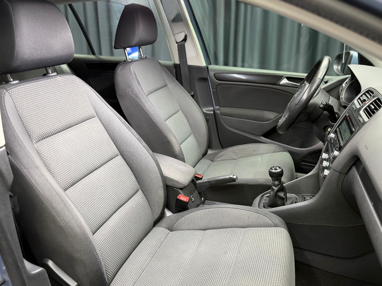 Fahrzeugabbildung Volkswagen Golf VI Comfortline |AHK|1.HAND