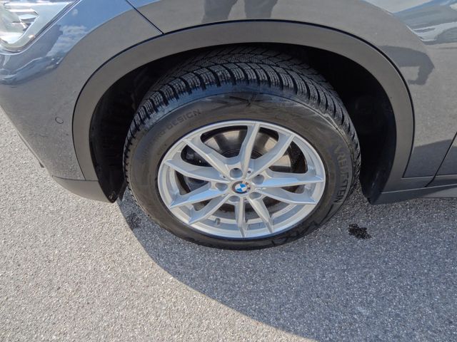 Fahrzeugabbildung BMW X1 sDrive 18 i Advantage/1.Hd/Pano/AHK/Kam/Navi/