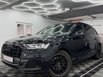 Audi Q7 - 1