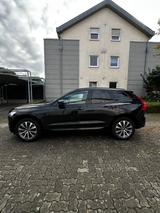 Volvo XC60 B4 R Design Geartronic R Design - gebrauchte Volvo XC60 aus dem Jahr 2021