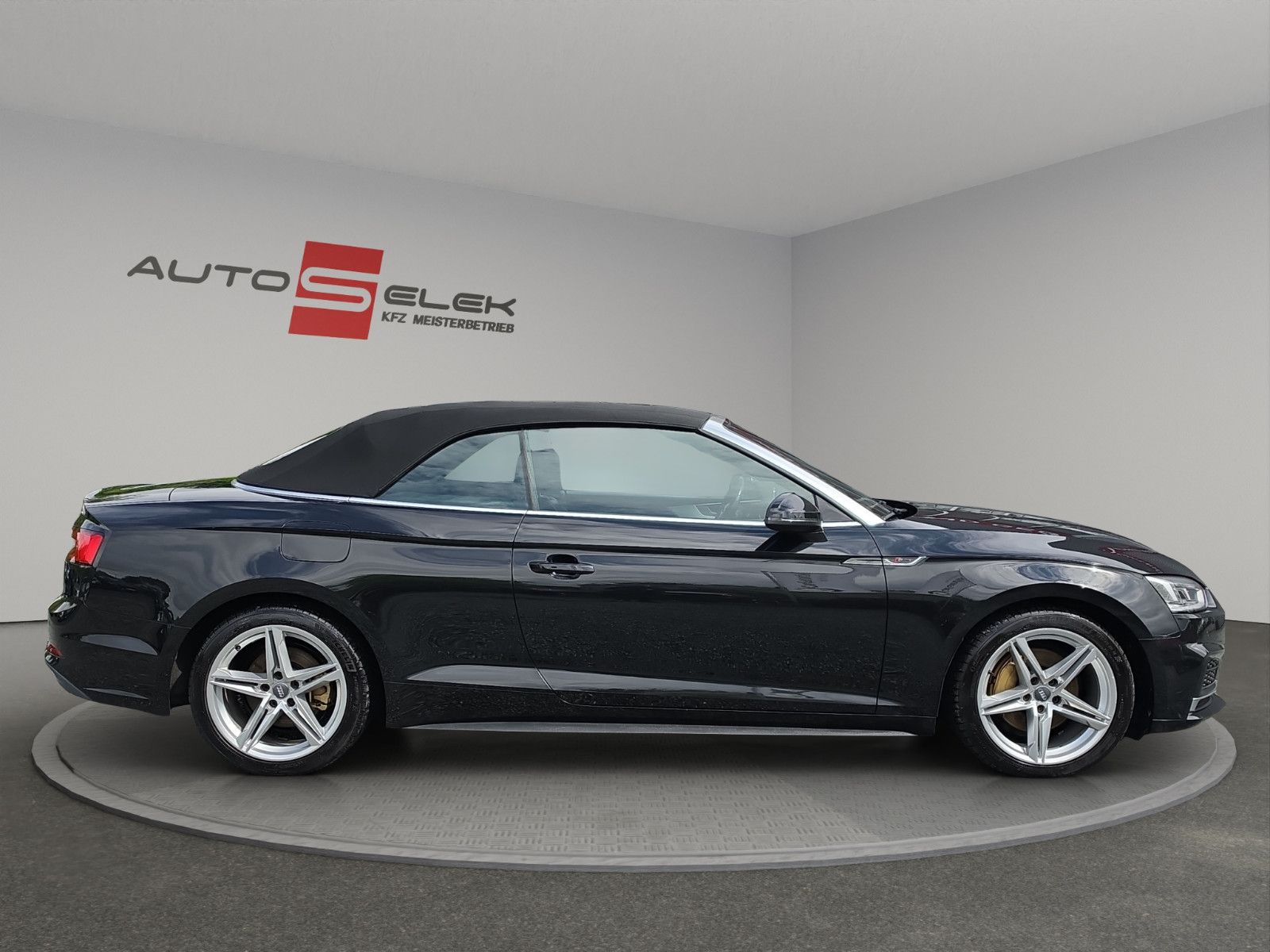 Fahrzeugabbildung Audi A5 Cabriolet Sport S-Line Automatik Navi Leder