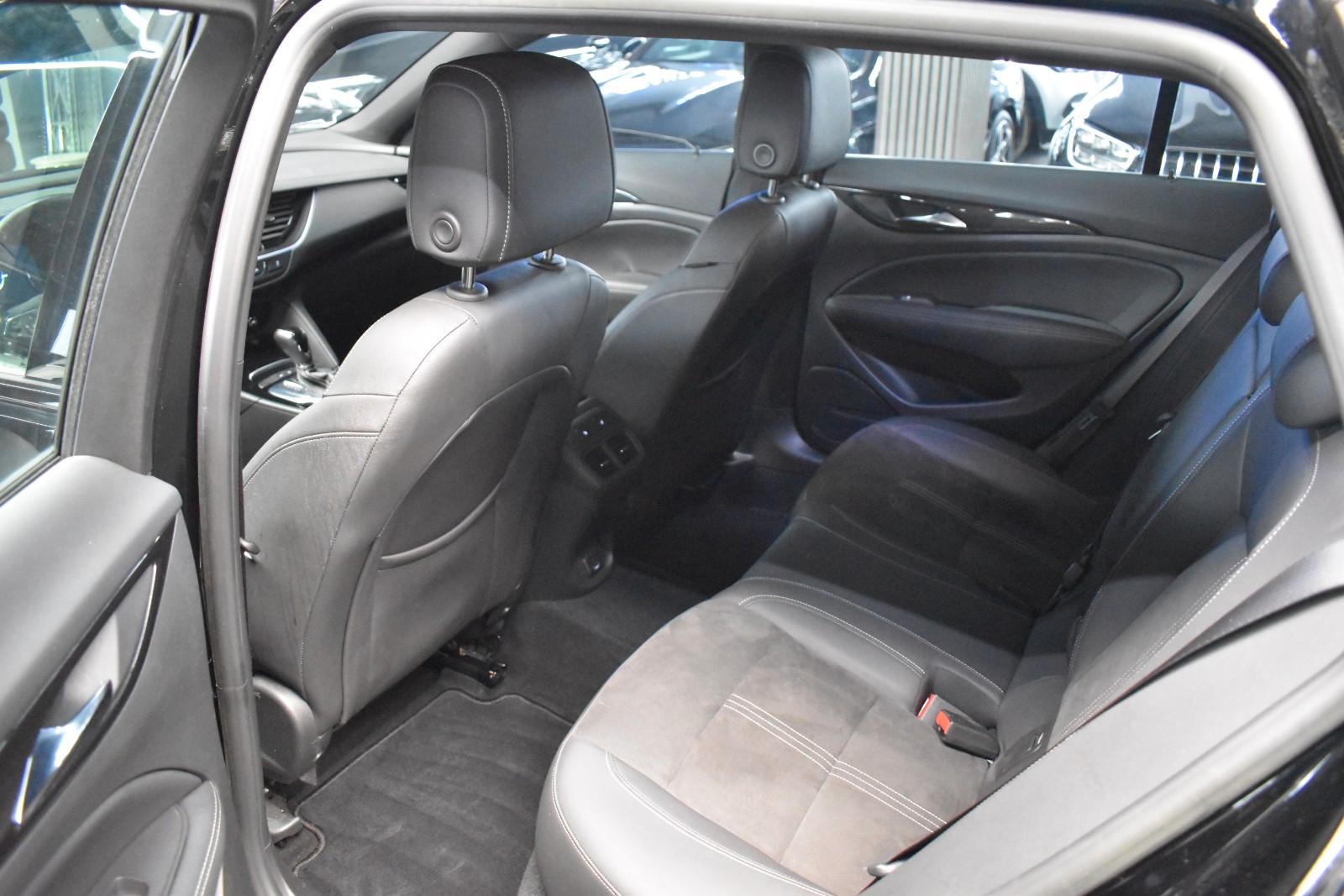 Opel Insignia B Sports Tourer Elegance*LEDER*NAVI*LED