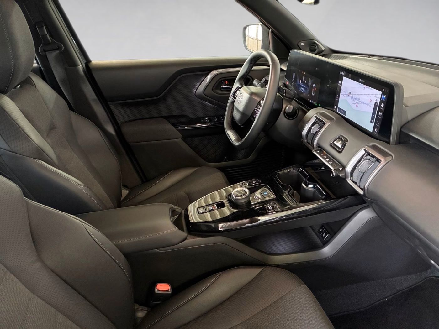 Fahrzeugabbildung Toyota Urban Cruiser FWD Lounge 360° KAMERA LED ACC