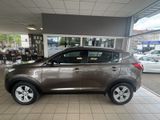 Kia Sportage 2.0 CRDi 4WD Spirit AHK PDC LED - Kia Sportage aus 2012