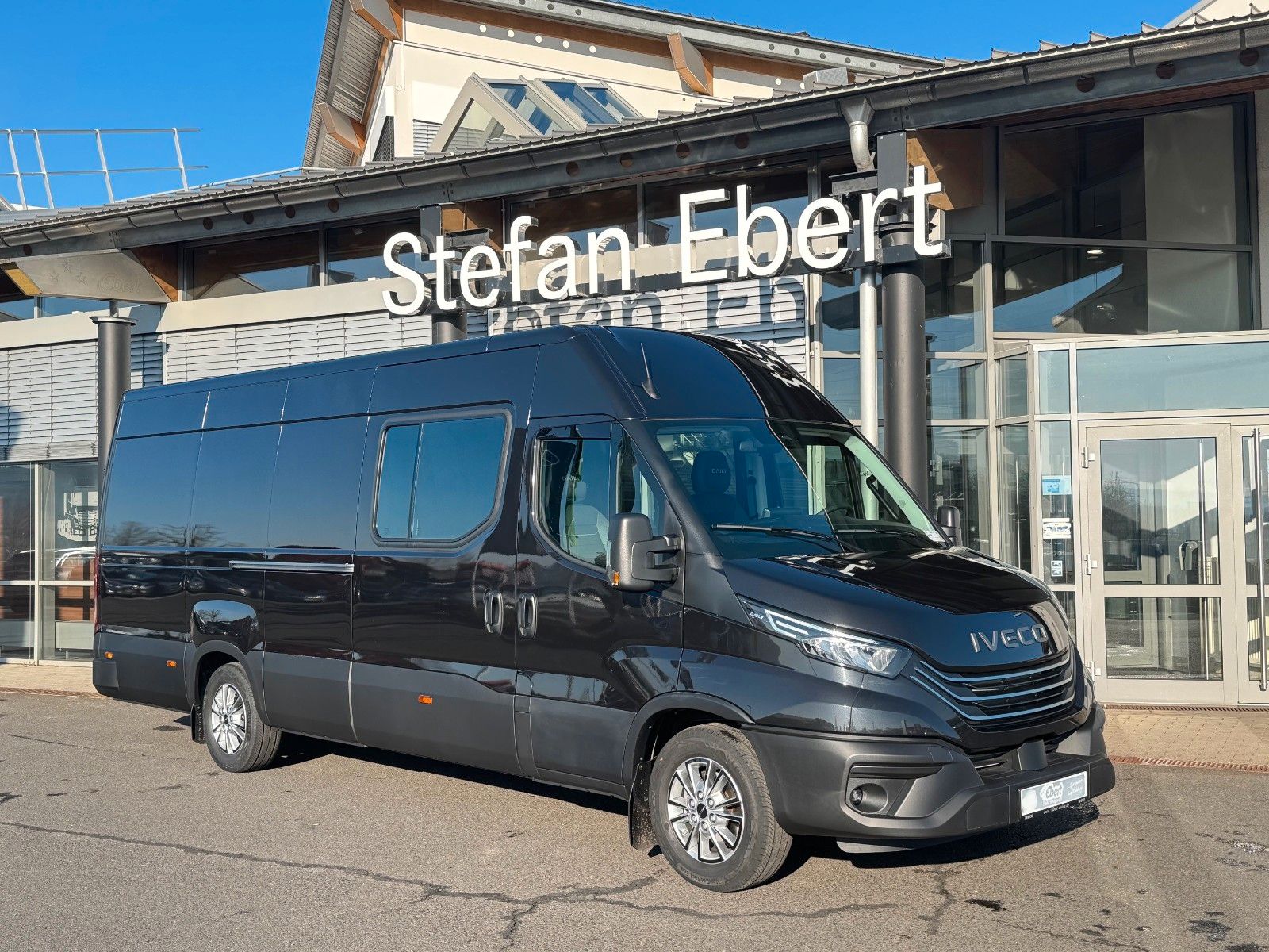 Fahrzeugabbildung Iveco Daily 35S21 HA8 3.0L *R4.100mm*Automatik*AHK*LED