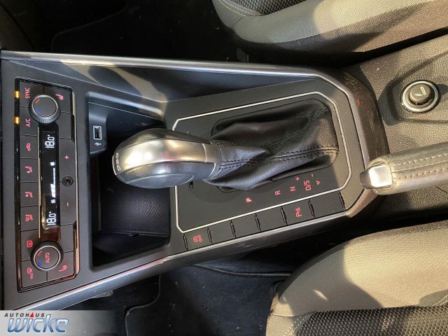 Polo 1.0 TSI DSG R Line NAVI KLIMA LED ACC