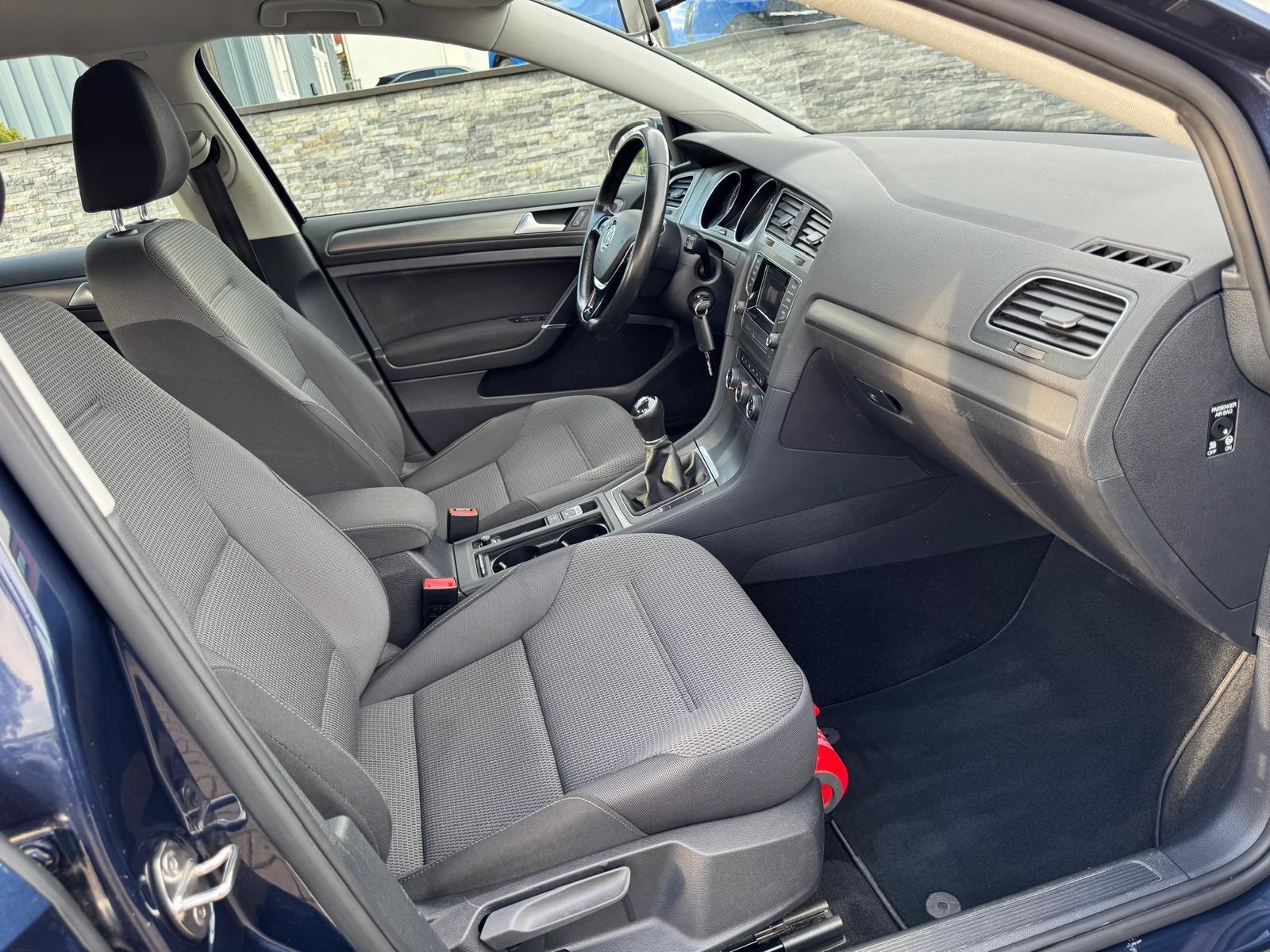 Volkswagen Golf VII Lim. Comfortline°1.Hand°Shz°PDC°