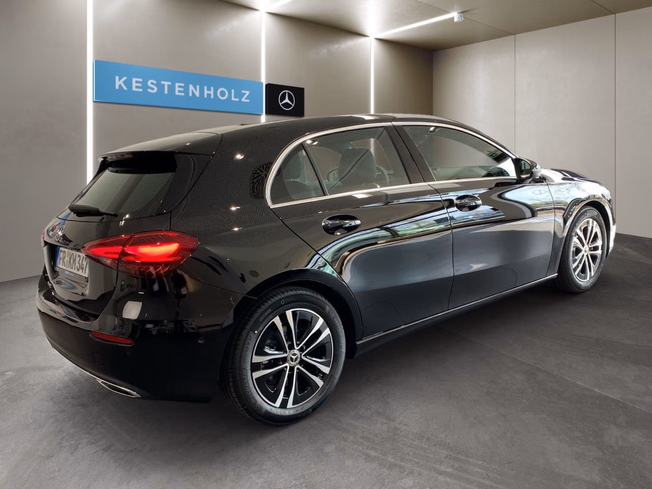 Mercedes-Benz A-Class Progressive PARK+DISTR+LED+DAB+MBUX, миниатюра 4