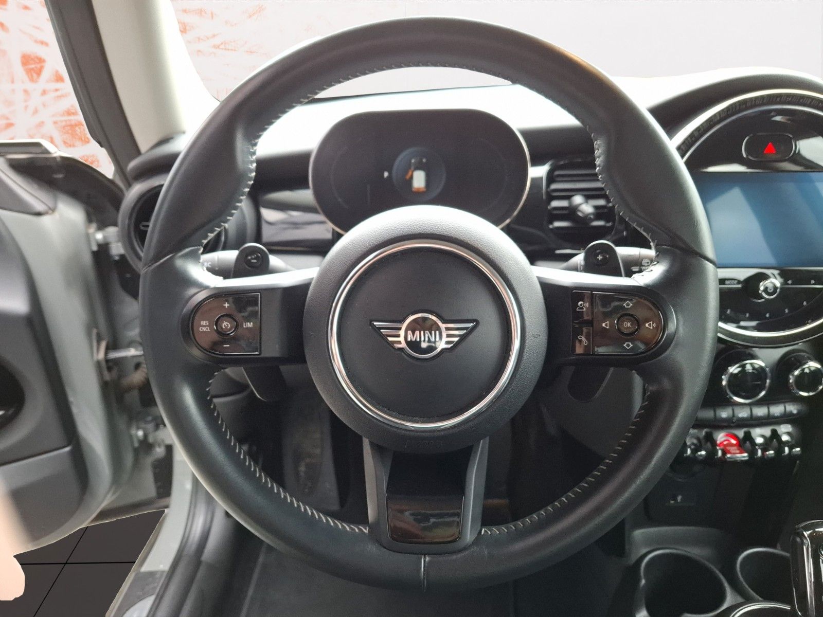 Fahrzeugabbildung MINI COOPER S Mini 3-trg. Cooper S Essential Trim