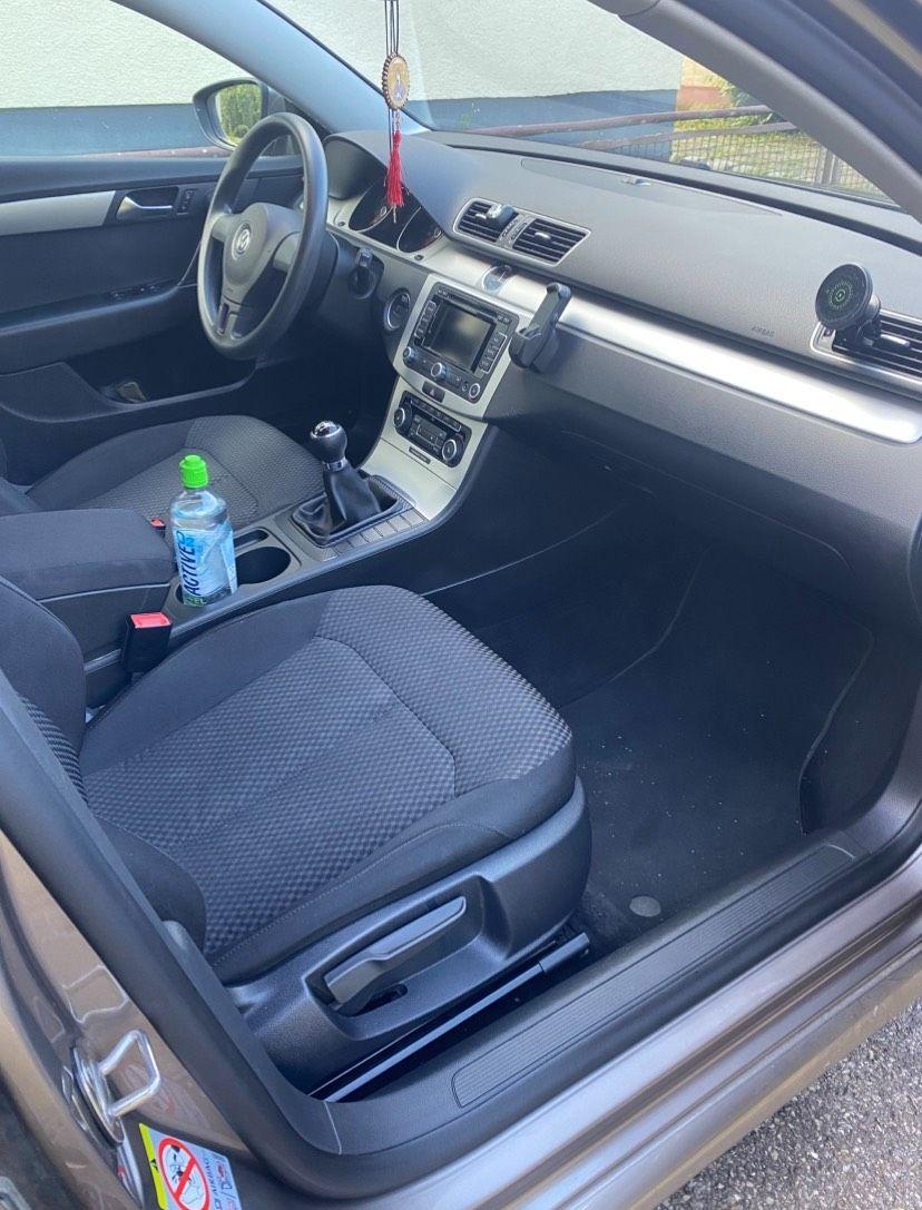 Volkswagen Passat 2011 — photo 10