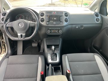 Volkswagen Golf - 11