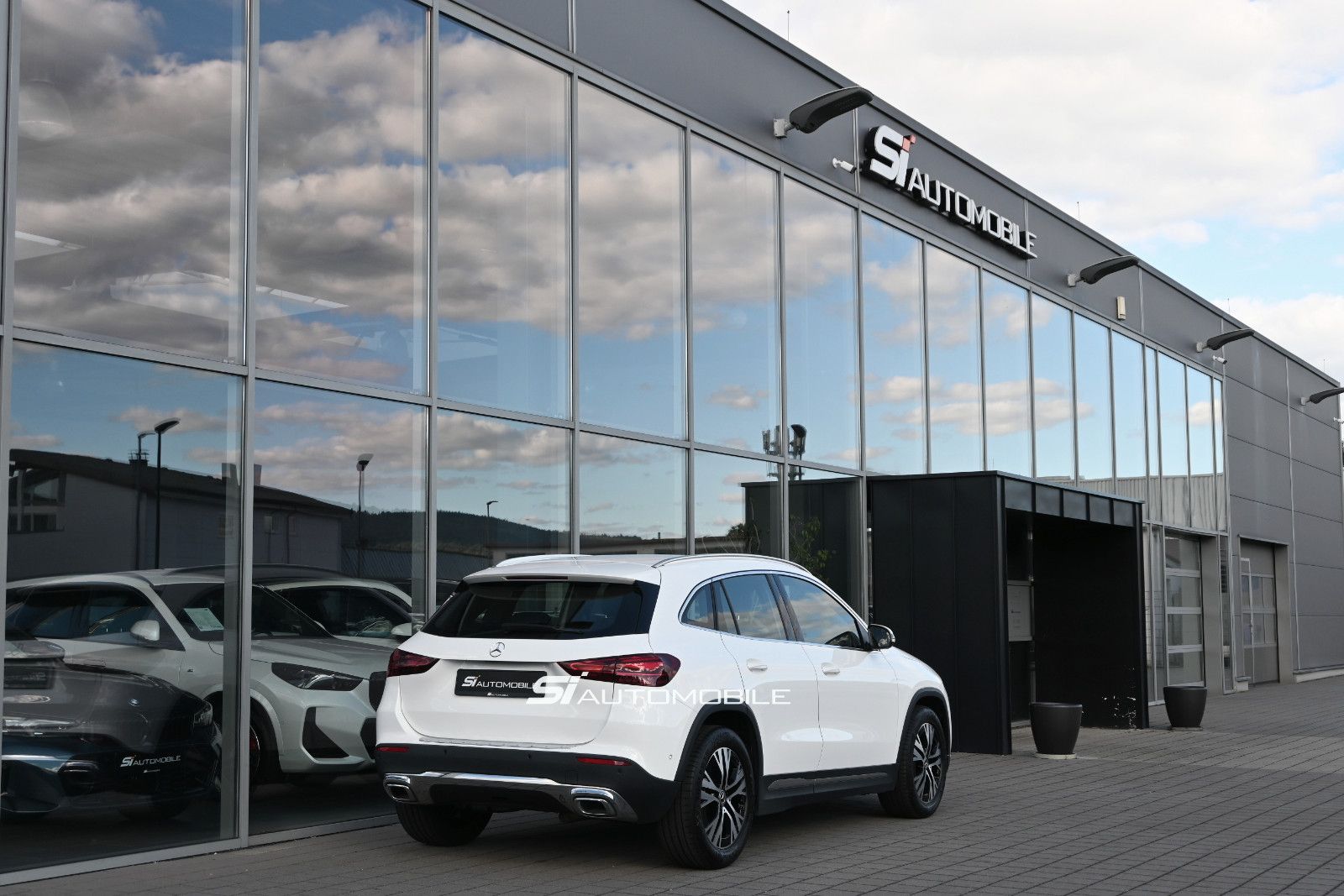 Fahrzeugabbildung Mercedes-Benz GLA 200 d DCT Progressive °ACC°AHK°KAMERA°MULTIB