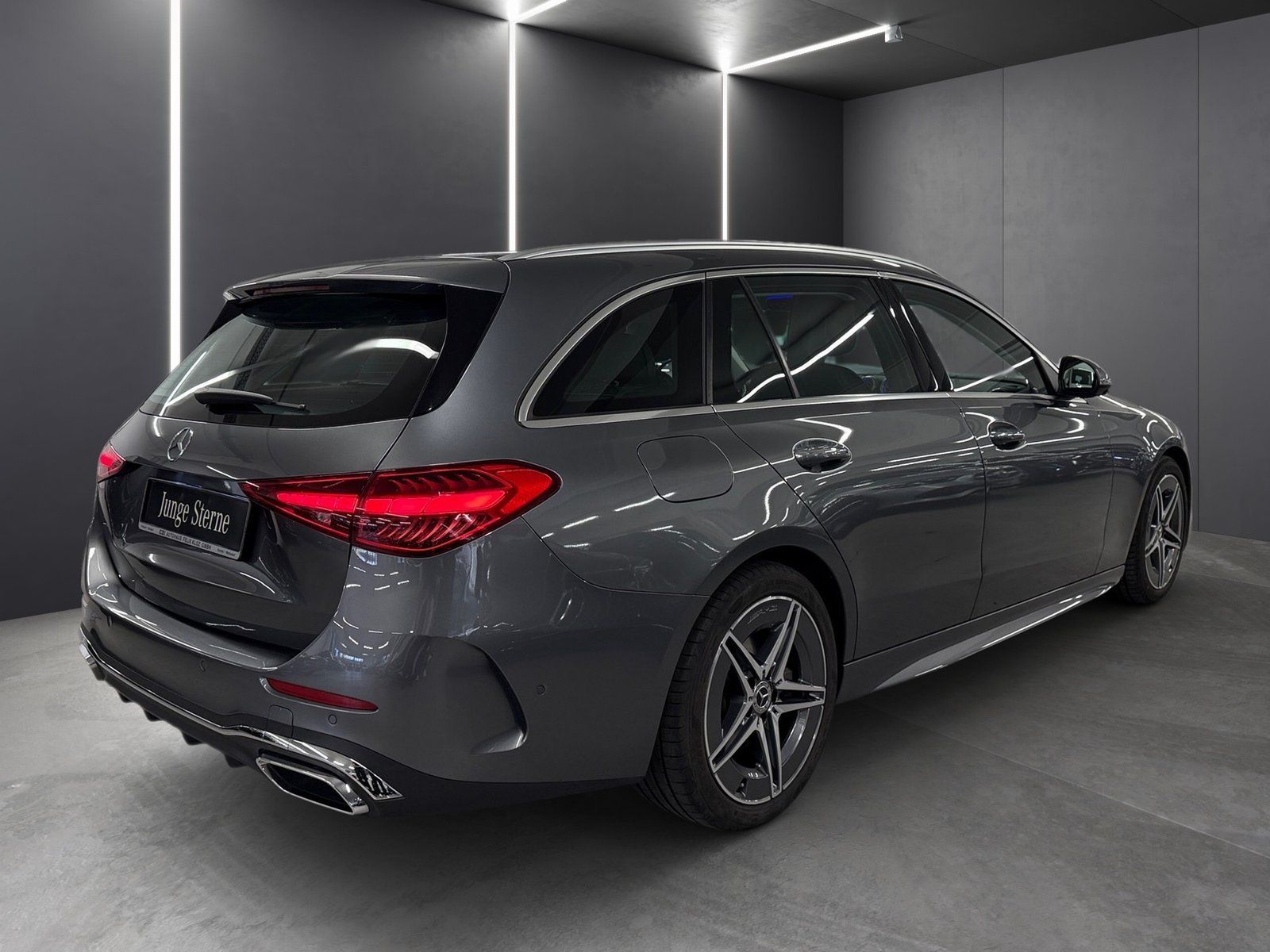 Fahrzeugabbildung Mercedes-Benz C 200 T AMG Prem.*Distronic*Totwink*360°*Memory*