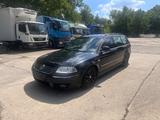 Volkswagen Passat 2.5 V6 TDI 4motion Trendline Variant - Volkswagen Passat aus 2002: TDI